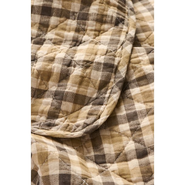 Ib Laursen -Quilt med brunt ternet mnster - 130 x 180 cm