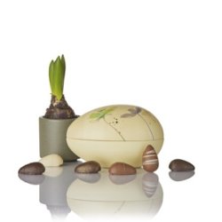 P�skegave med AVIVA mousserende bobler og metal�g med chokolade (uden blomst)