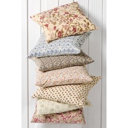 Ib Laursen -  Pudebetr�k Ariana med hindb�rfarvet og  lilla rudem�nster - 50x50 cm.