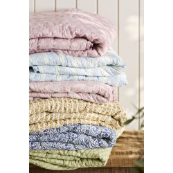 Ib Laursen - Quilt Anne bl�t cirkelm�nster og gr�nne blade - 130 x 170 cm - bomuld