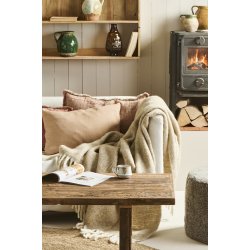 Ib Laursen - Plaid sandfarvet melange med off white frynser 130x170 cm.