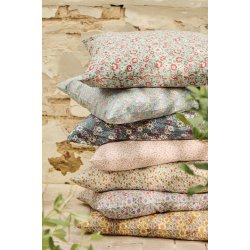 Ib Laursen - Pudebetr�k creme med turkis, bl�, fuchsia og lilla blomster - 60x60 cm.