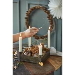 Ib Laursen Adventstage til 4 bedelys med hulmnster i siderne og fast bund