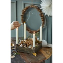Ib Laursen Adventstage til 4 bedelys med hulmnster i siderne og fast bund