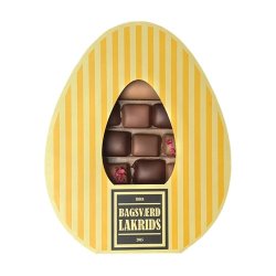 L�kker gavekurv med chokolade, lakrids og andre l�kkerier.