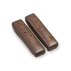 Espresso martini gavekurv med l�kkerier og glas.