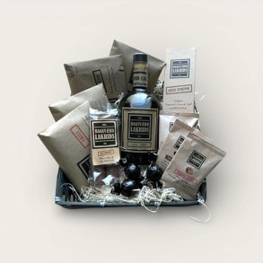 Bastkurv fyldt med Bagsv�rd Lakrids produkter !! Alt til lakridselskeren