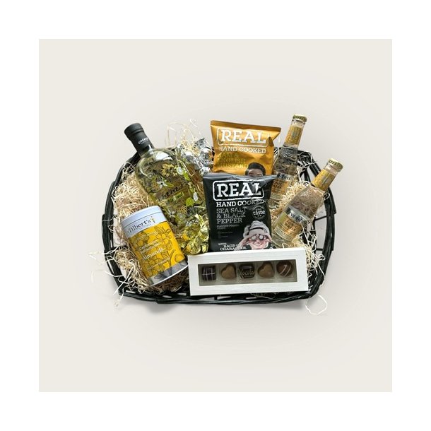 Bastkurv med gin, tonic og snacks