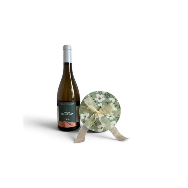 Hvidvin og 400g l�kkerier i hatte�ske