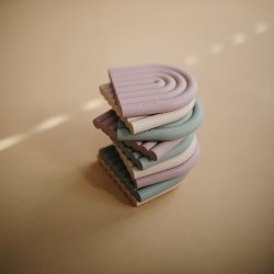 Mushie bidering regnbue - bl-grn