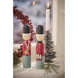 Ib Laursen - Garder med tromme stende 15 cm.