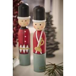 Ib Laursen - Garder med trompet stende 15 cm.