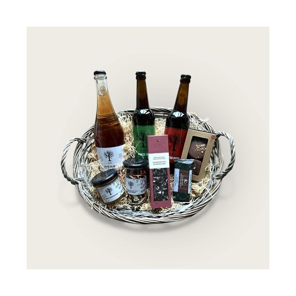 Gavekurv med glgg, l, marmelade og lkkerier