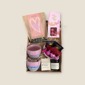 Gavekurv med te, krus, wellness og l�kkerier