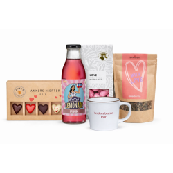 Gavekurv til MOR med krus, te, lemonade og l�kkerier