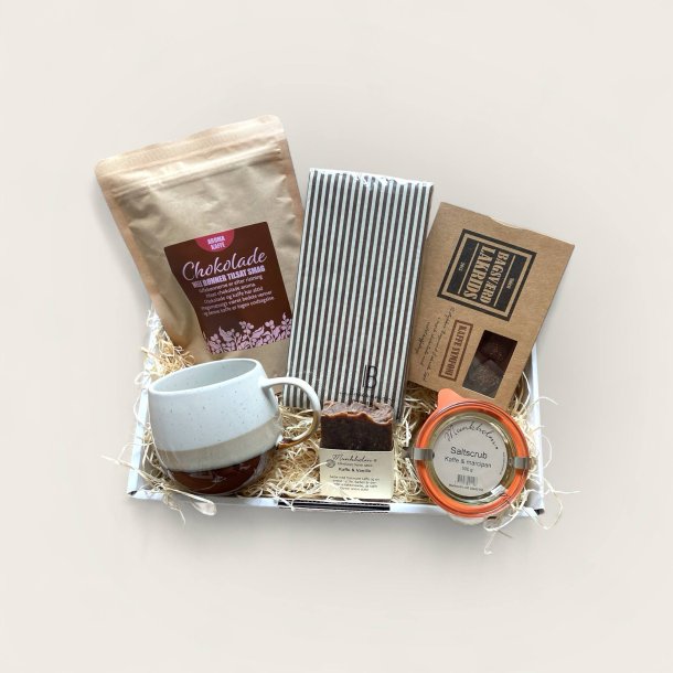 Kaffekurv med krus, servietter og velvre