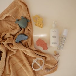 Mushie K�ret�j til bad og leg - 4 stk i �ske