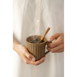 Ib Laursen Krus med riller Mynte Hazelnut