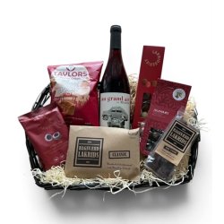 L�kker bastkurv med vin, lakrids og andre l�kkerier