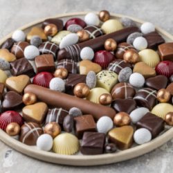 Xocolatl - Merry cherry 16 marzipan mix, 560g. 