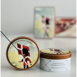 Nyt�rskurv med champagne, karameller og l�kker chokolade