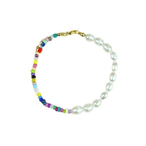 By Str Nova  Armbnd i et smukt perlemix