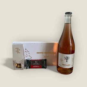 Gave med Roseglgg karamelbar, mandler og chokolade