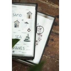 Ib Laursen - Serviet med rd blomsterkrans 50 stk pr pakke