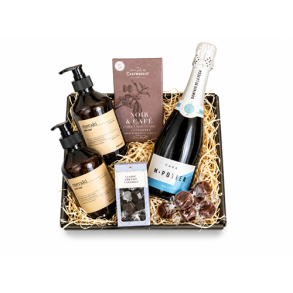 Stilfuld gavekurv med bobler, meraki, chokolade og karamel