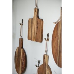 Ib Laursen Tapasbrt med lder snor olieret akacietr 25x29cm.