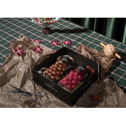 Lakrids by Blow Black Box - Classic &amp; Crispy Raspberry 2 x 270g