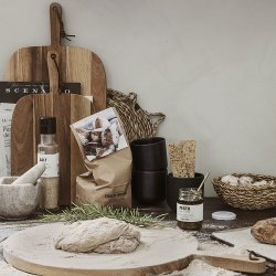 Nicolas Vahe Kurv - Brd, st af 2 strrelser