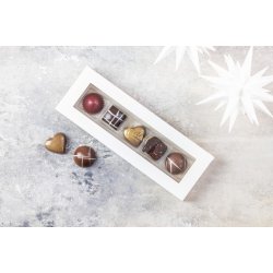 Bastkurv med gin, tonic og snacks