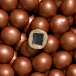 Julekurv med glgg, brndte mandler og andre julegodter 