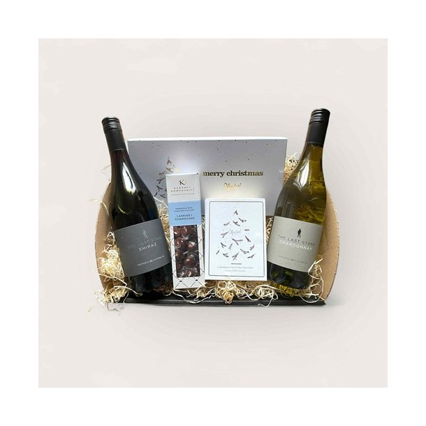 Gavekurv med vin, chokolade, karameller og ndder (JUL)